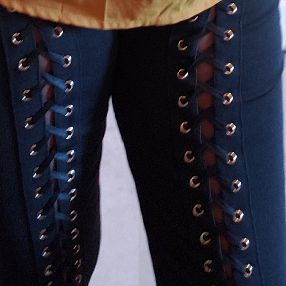 Pants - Picture 3 of 4